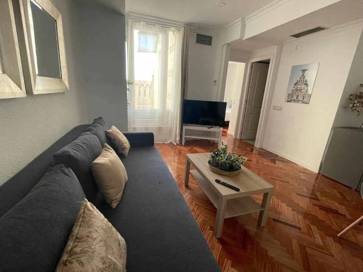 Apartamento Con Terraza Y Vistas Alcalaretiro Madrid Eksteriør billede