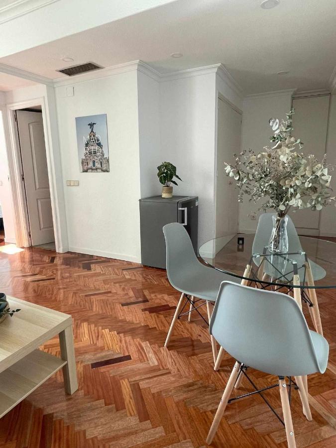 Apartamento Con Terraza Y Vistas Alcalaretiro Madrid Eksteriør billede