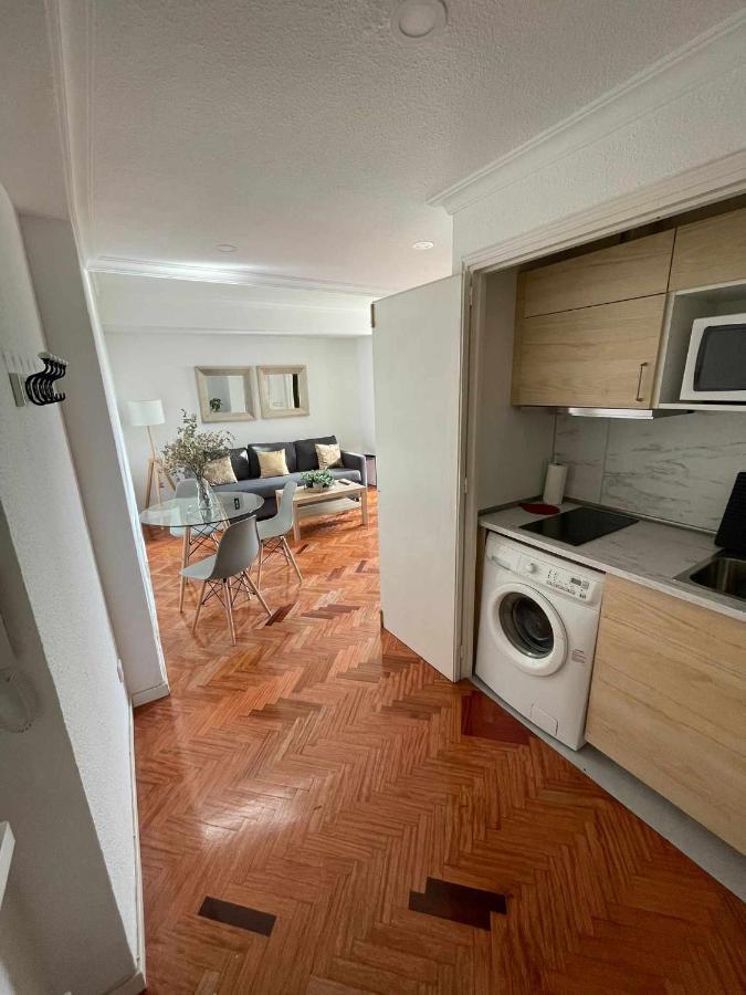 Apartamento Con Terraza Y Vistas Alcalaretiro Madrid Eksteriør billede